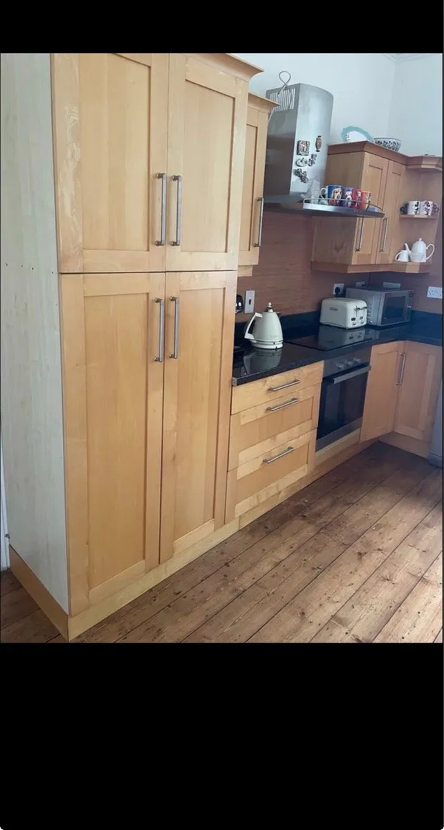 Kitchen for sale - Image 1
