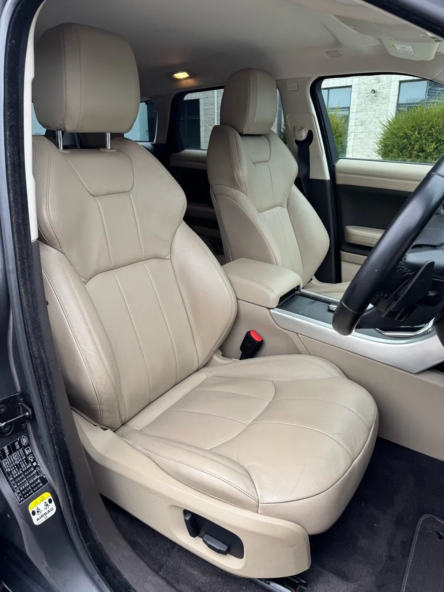 2016  Range Rover Evoque  2.0 TD4 SE Automatic - Image 4