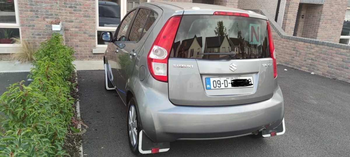 Suzuki Splash 2009 - Image 1