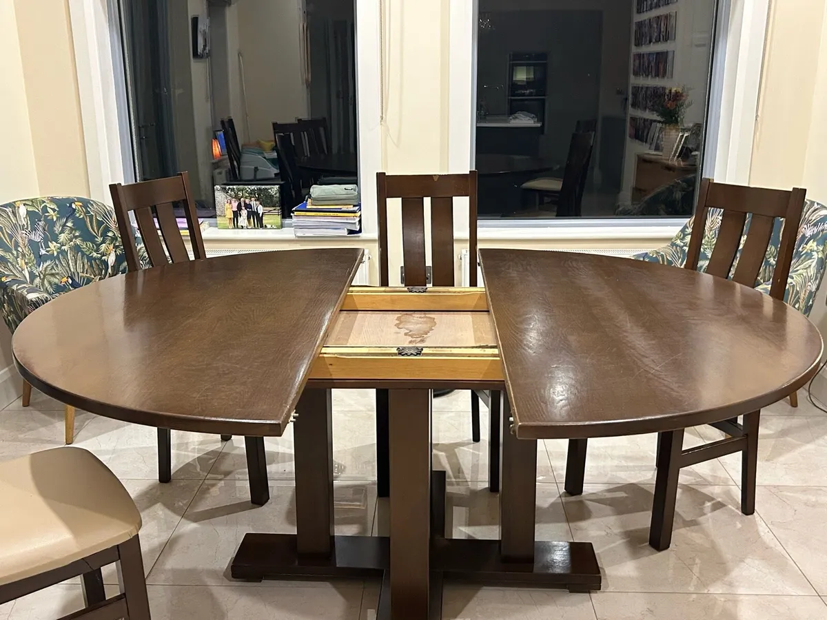 Dining table and chairs - Image 3