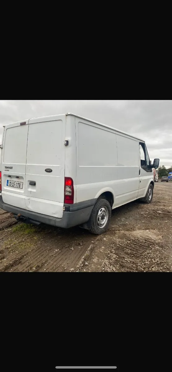 Ford Transit 2010 doe 2/2026 - Image 3