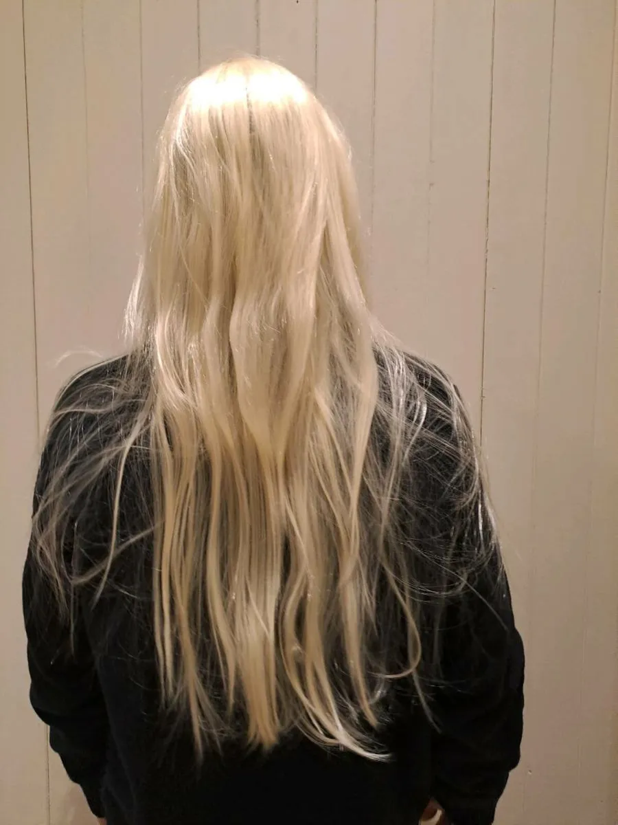 Blond long straight hair wig - Image 1