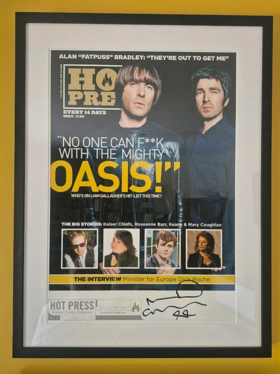 OASIS signed Hotpress Cover - Image 1