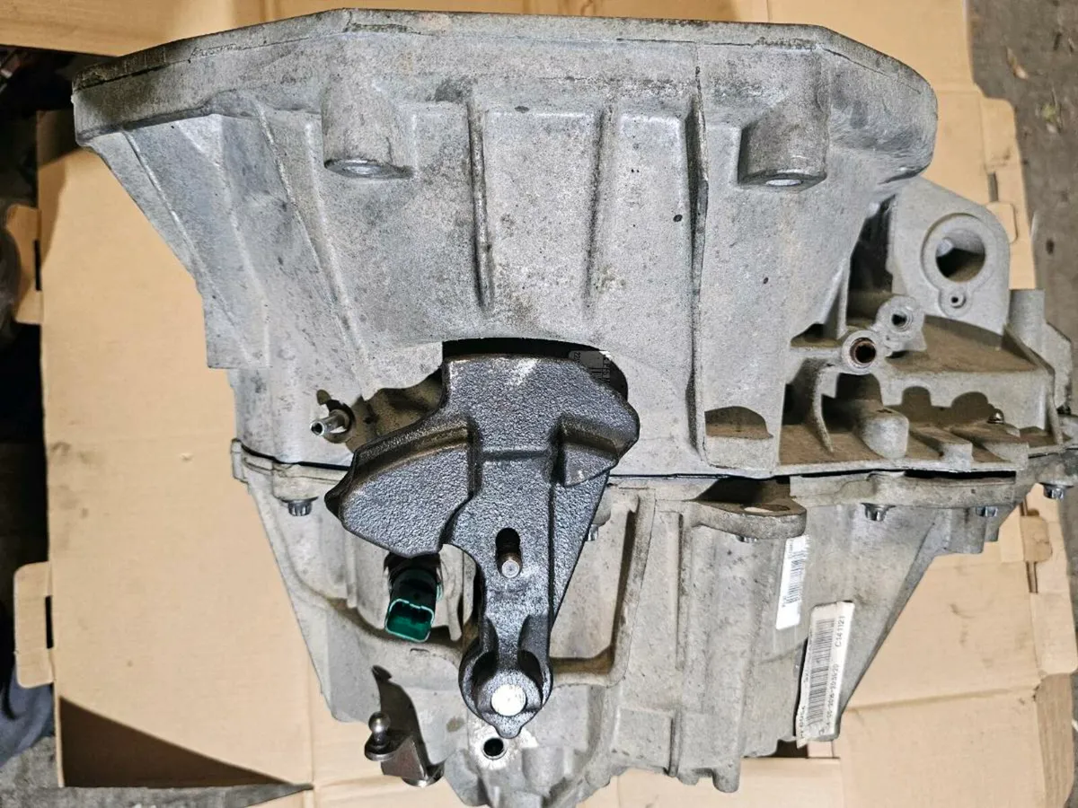 Renault master 2.3 fully reconditioned gearbox - Image 3