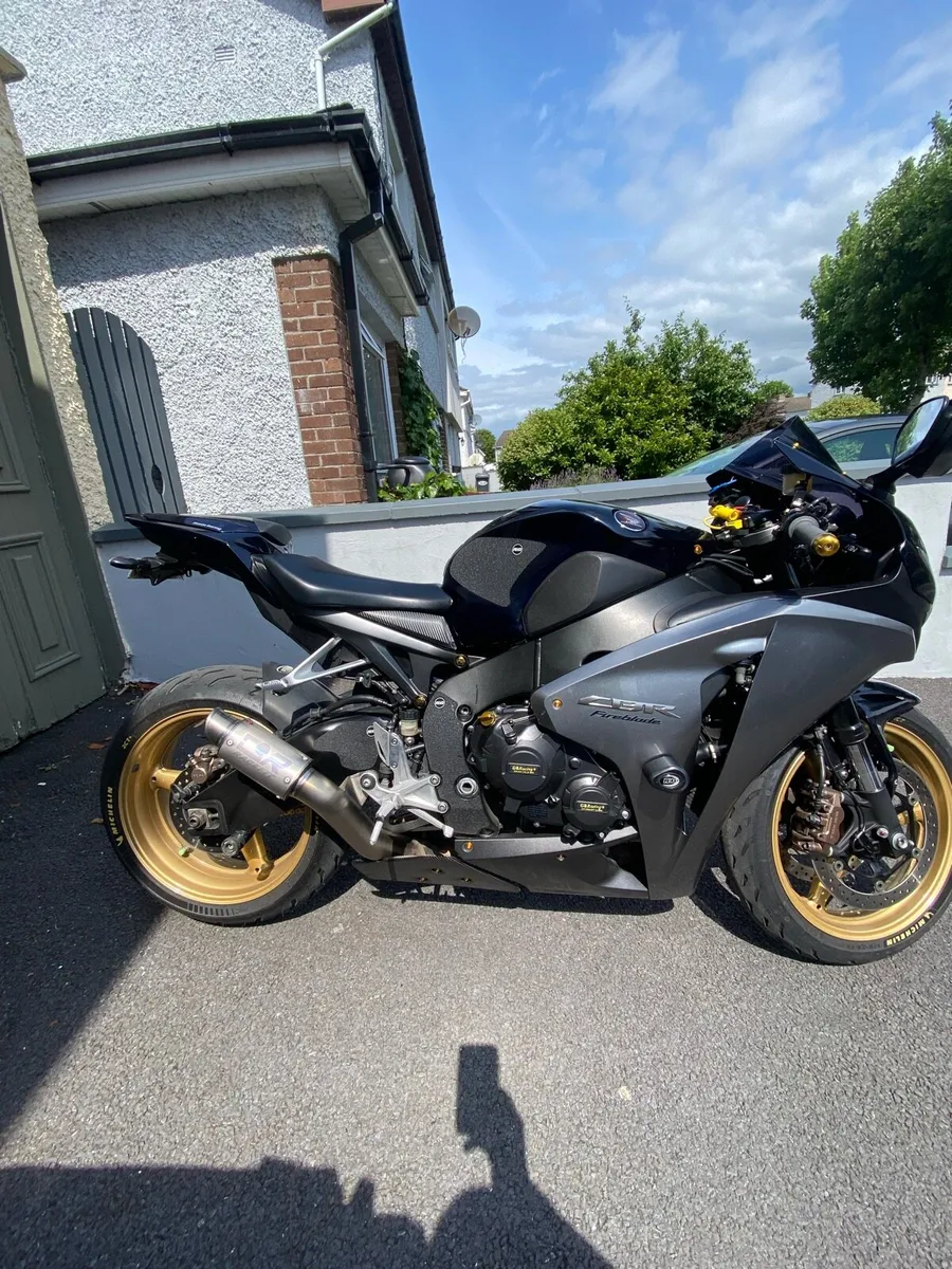 2009 cbr 1000rr fairing colour code /name - Image 2