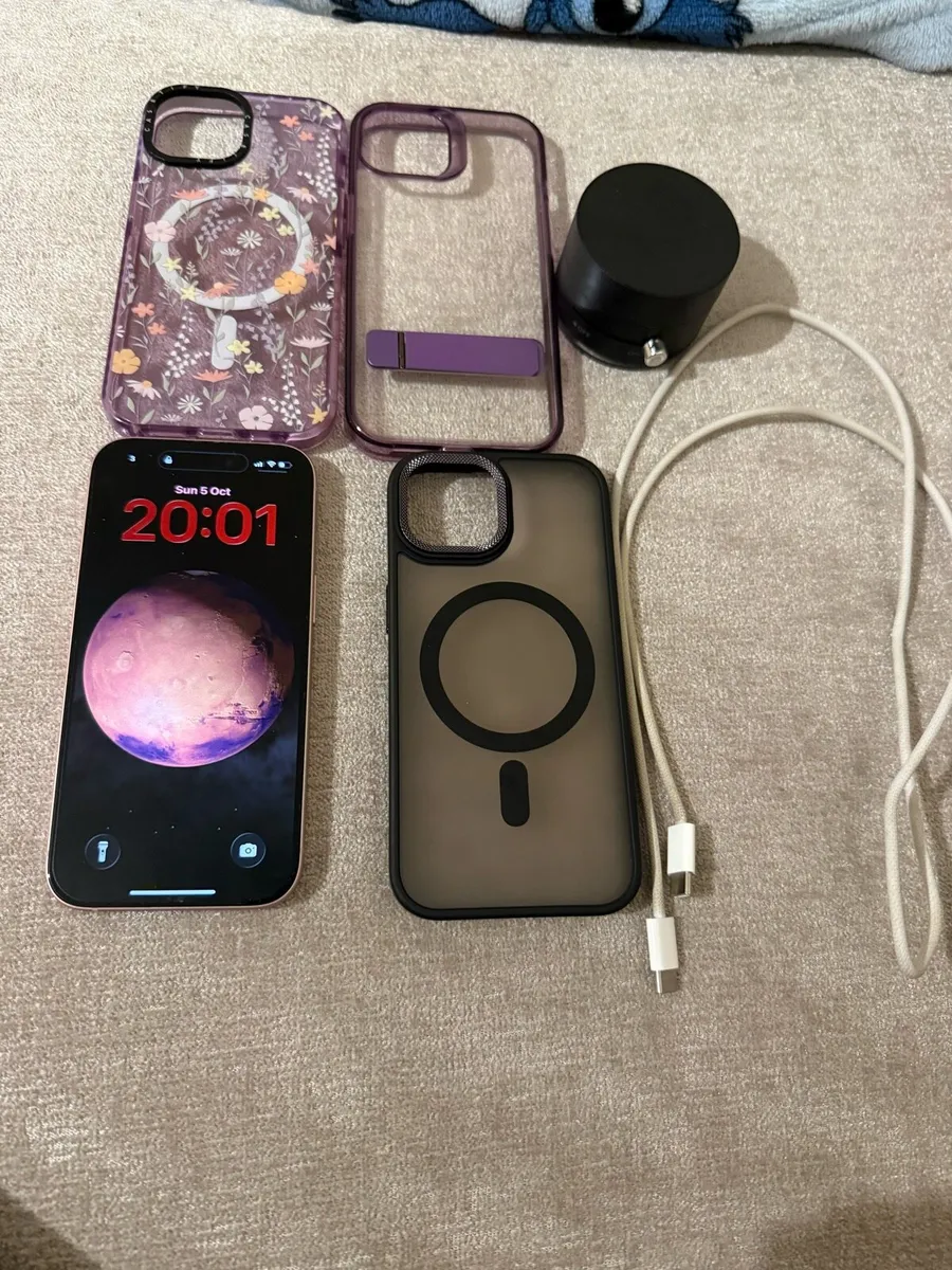 IPhone 15 - Image 1
