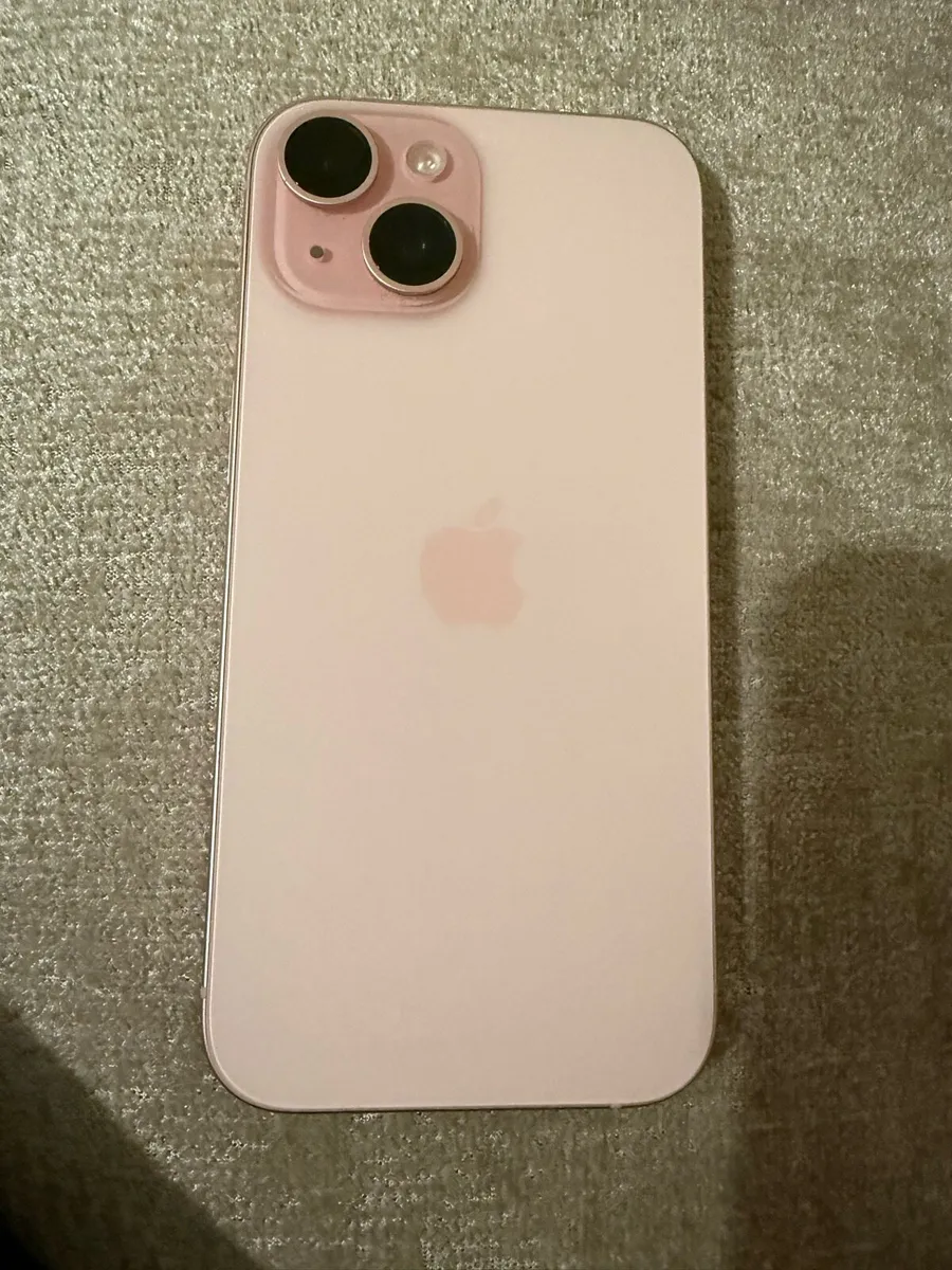 IPhone 15 - Image 2