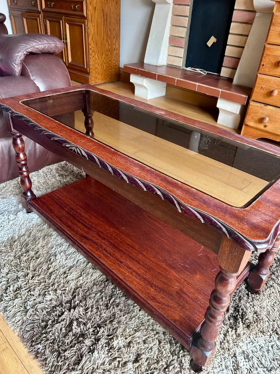 Tv stand and tables - Image 2