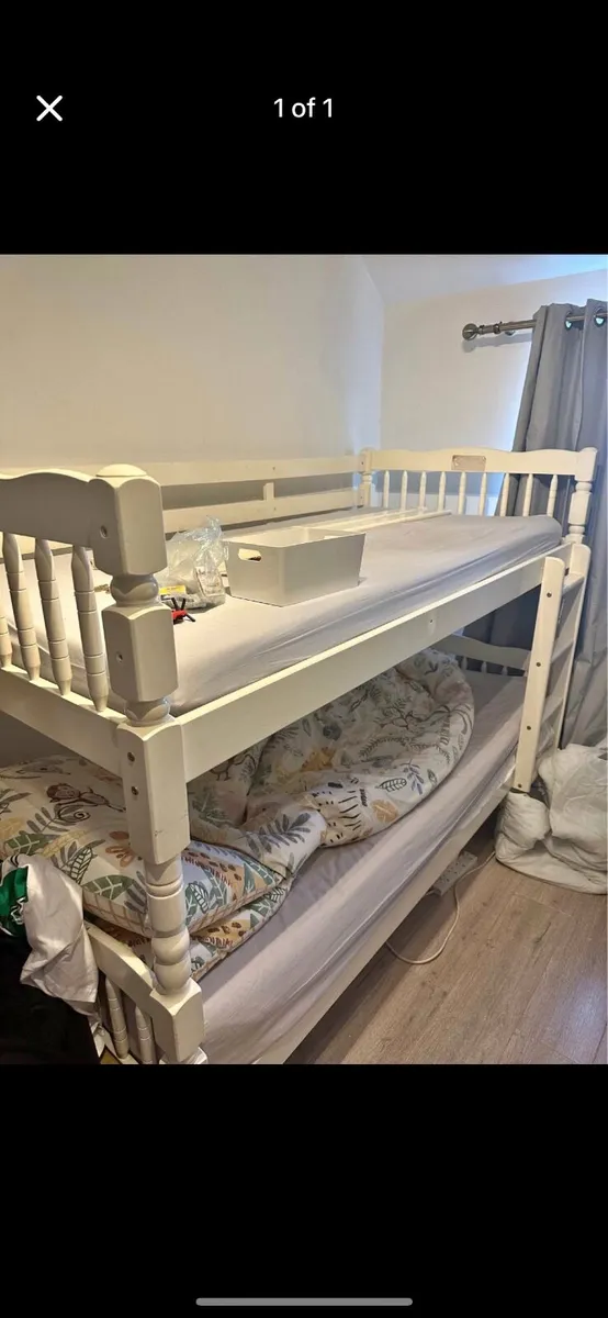 Bunk bed