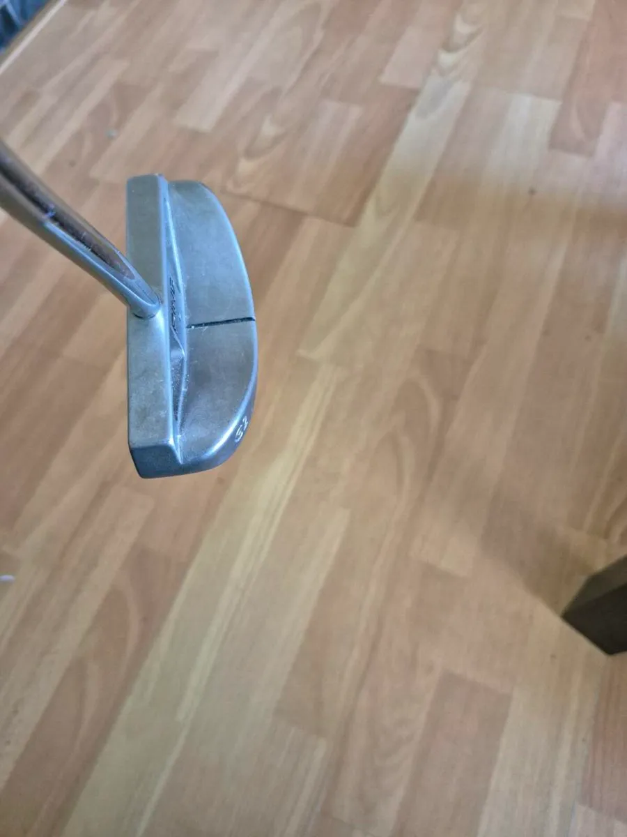 Ping g2 putter - Image 2