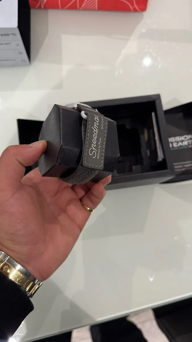 Omega x Swatch MISSION TO PLUTO Watch - Image 3