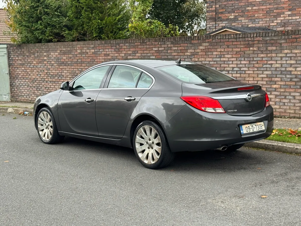 Opel Insignia NCT 02-2026 TAX 10-2025 Low km - Image 1