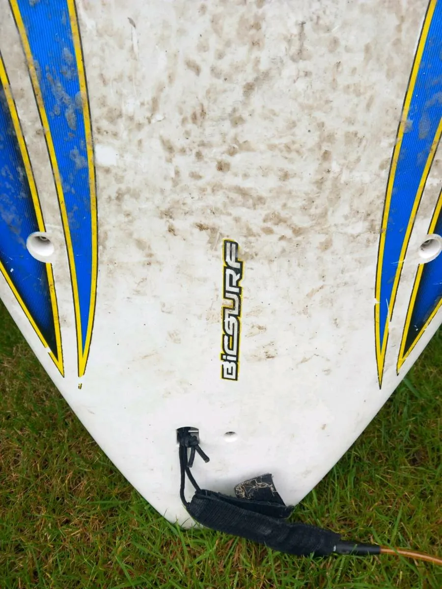 Surfboard - Image 2