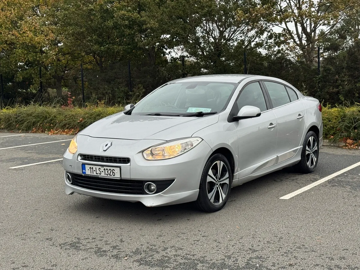 2011 Renault Fluence IRISH ED NCT 04-2026 - Image 2