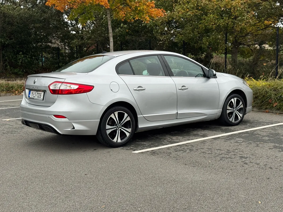 2011 Renault Fluence IRISH ED NCT 04-2026 - Image 3