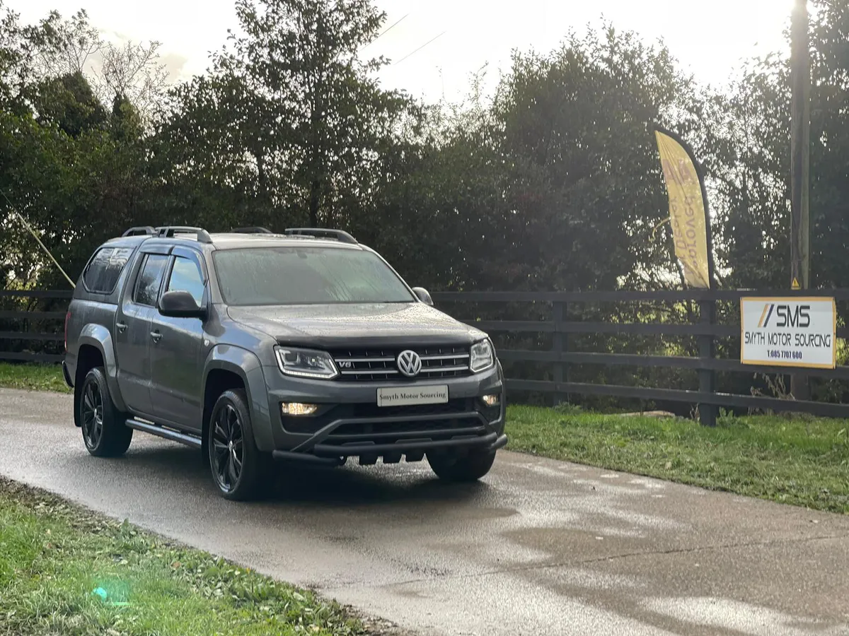 202 Vw Amarok Aventura Black Ed***** - Image 1