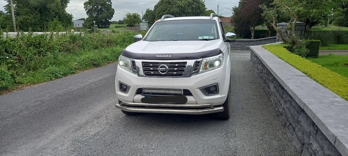 2018 Nissan Navara - Image 3