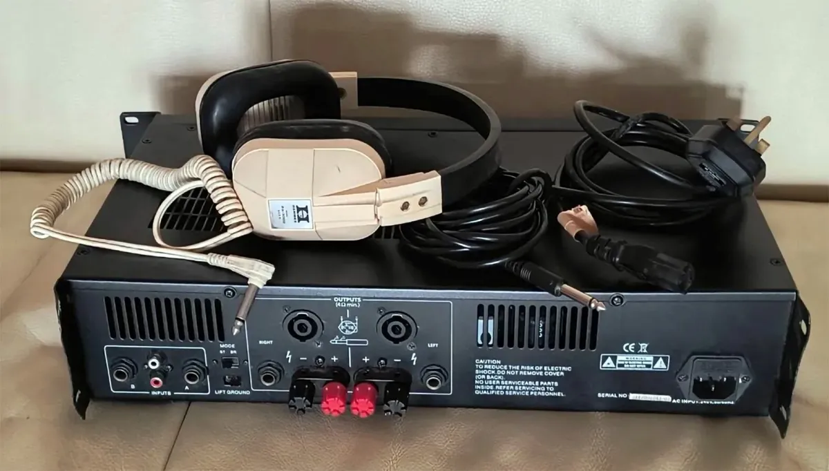 Amplifiers Ekho RX800 + Headphones HANIMEX PA3000