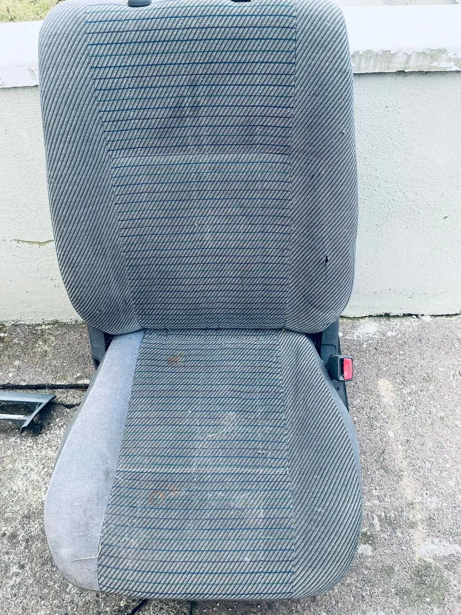 Parts for Toyota hiace - Image 3