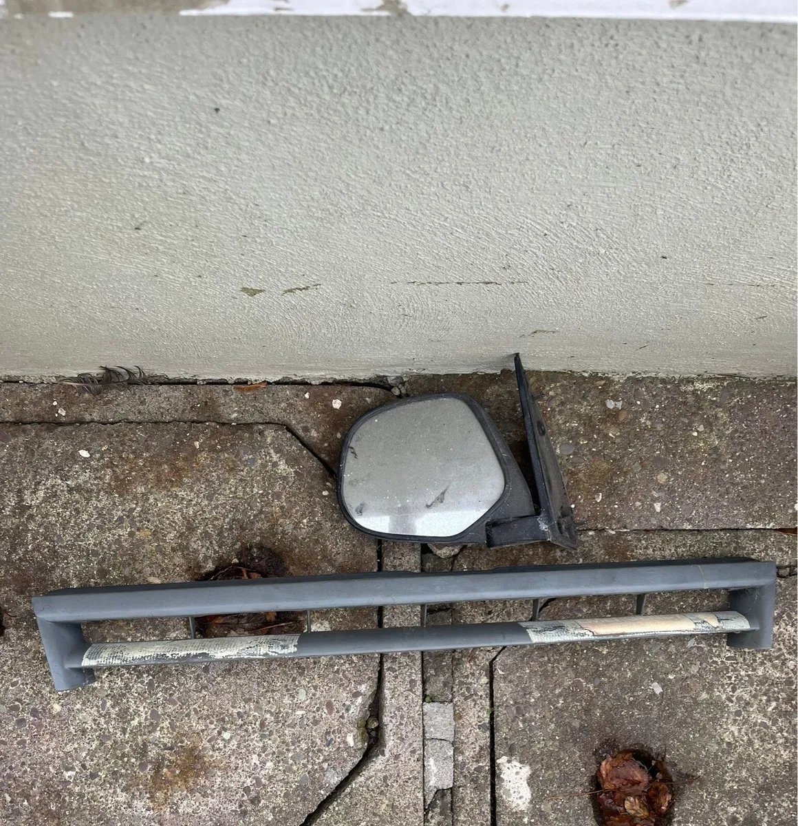 Parts for Toyota hiace - Image 4