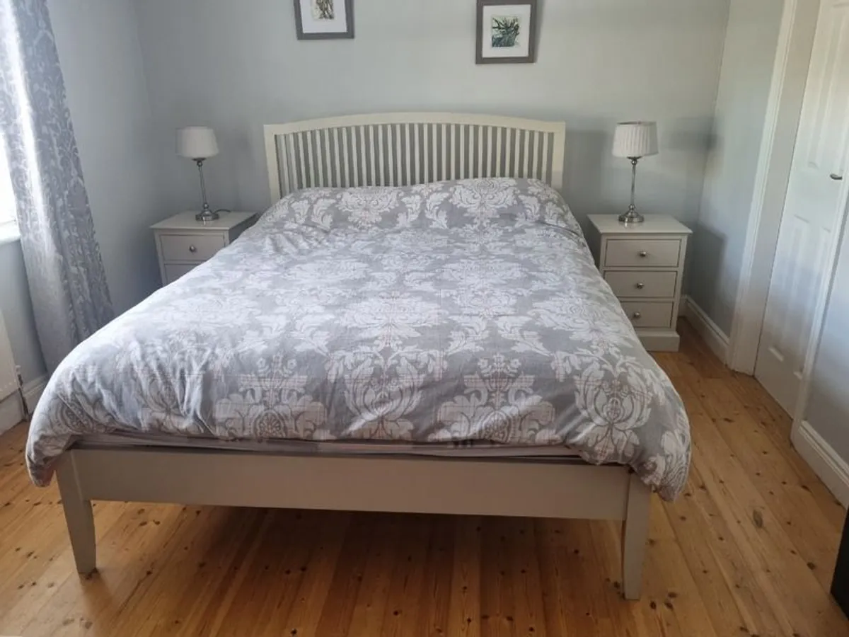 Double bed 5 ft King Size Ashby Grey Wooden Bed Frame - Image 1