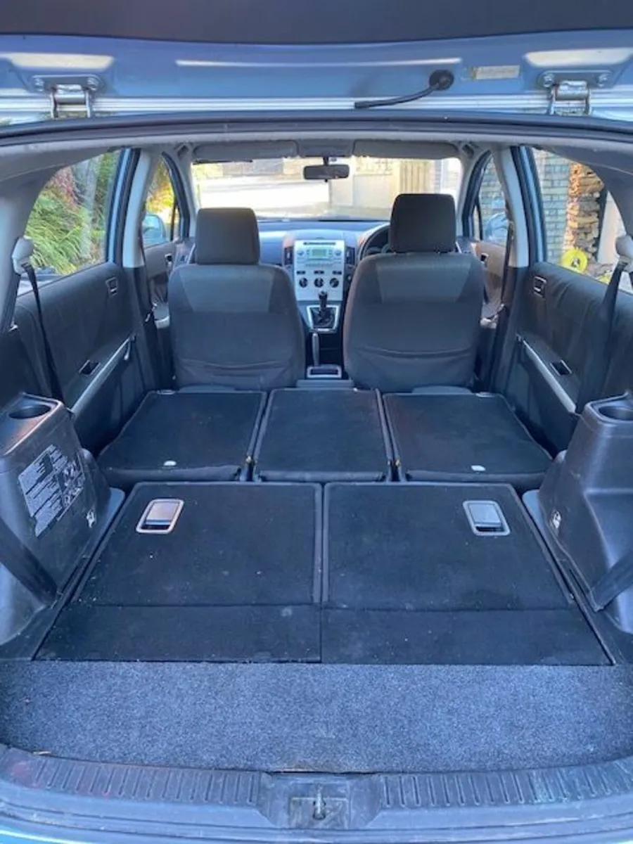 Toyota Corolla Verso 2006 7-Seater - Image 3