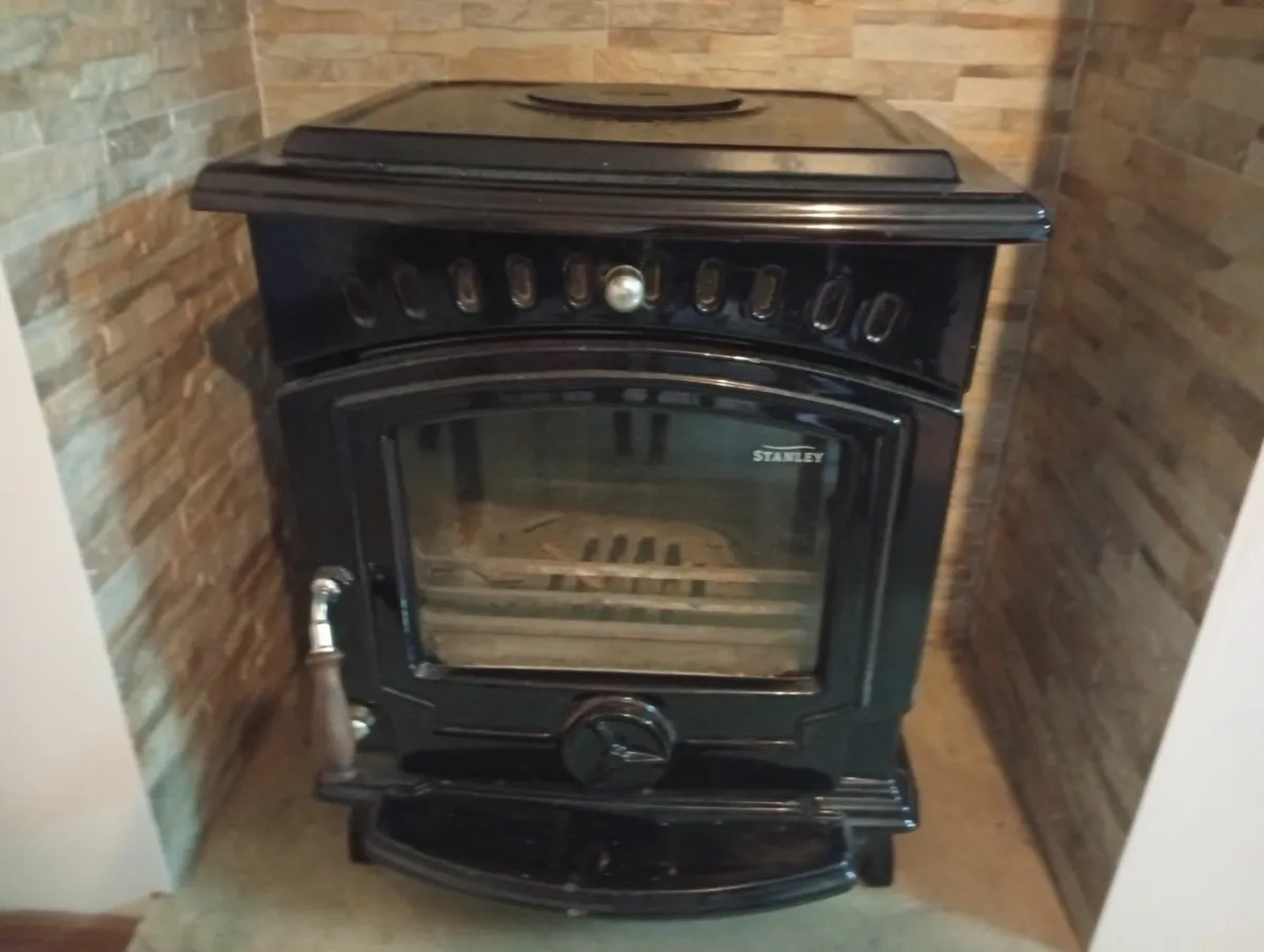 Stove - Image 2