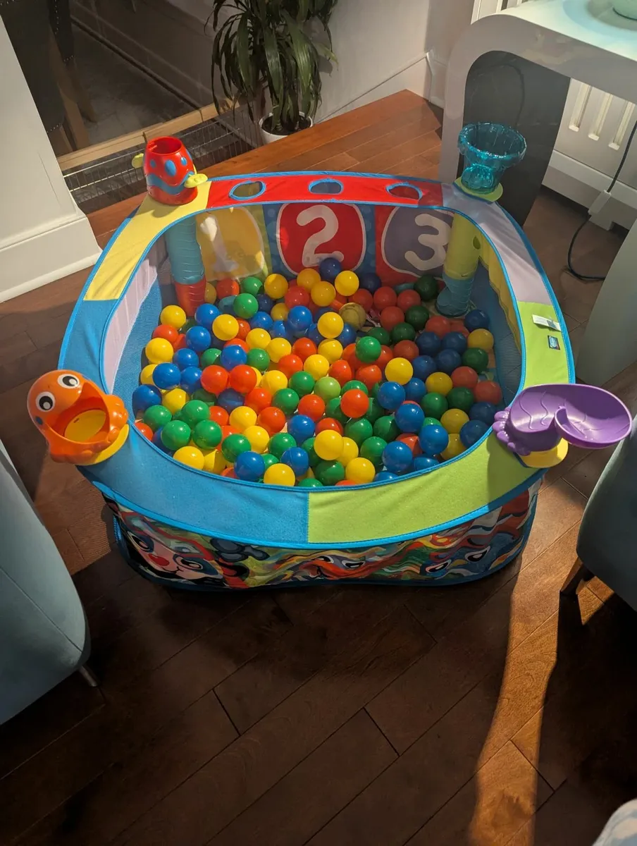 Ball Pit, available for collection. Like new - Image 2