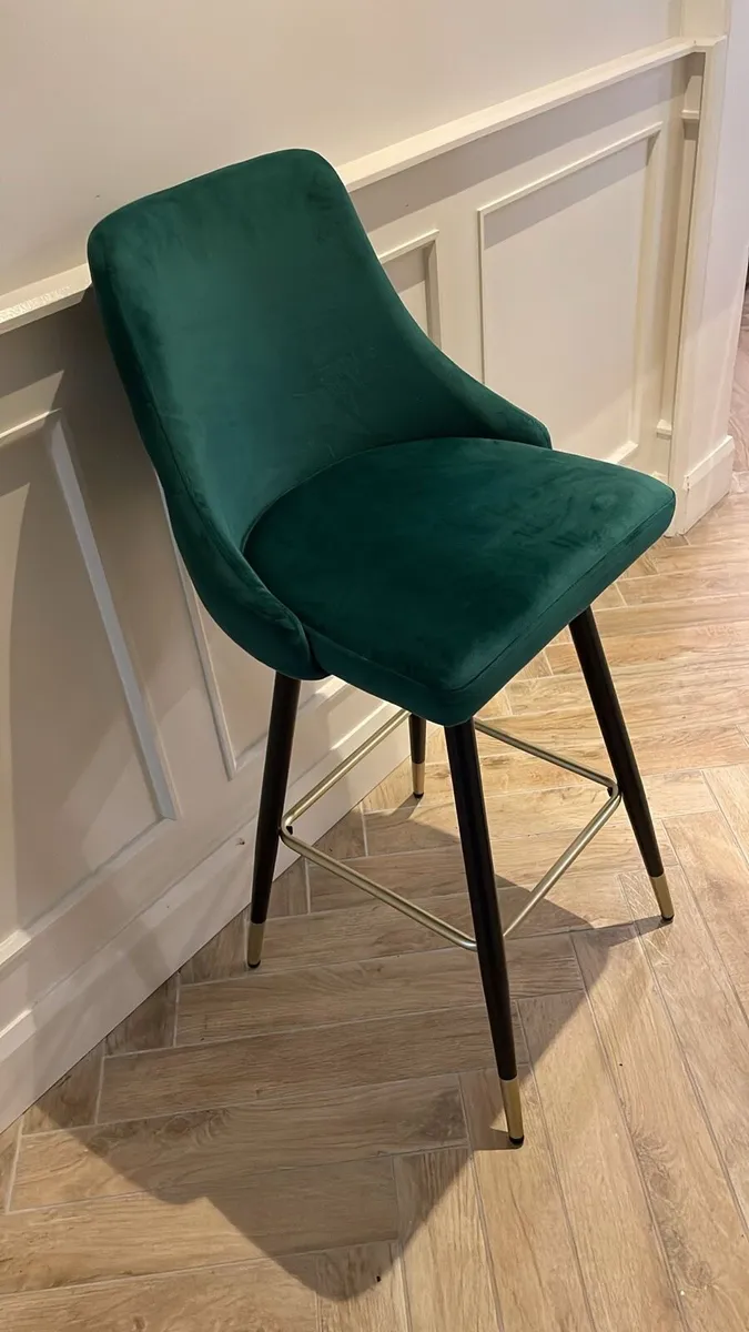 Bar stools - Image 1