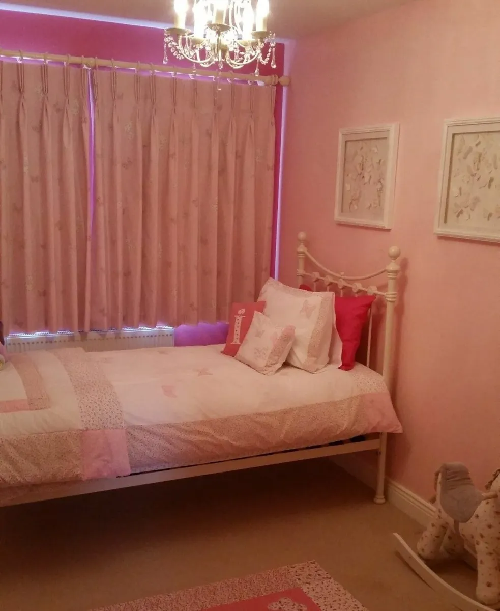 Bed - Image 3