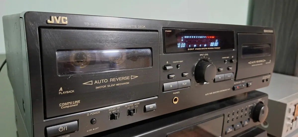 JVC TD-W254 Double Drive Deck - Image 3