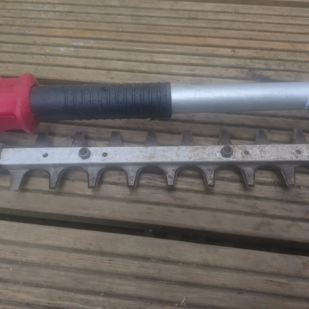 Makita Split Shaft Garden Multi-Tool - Image 2