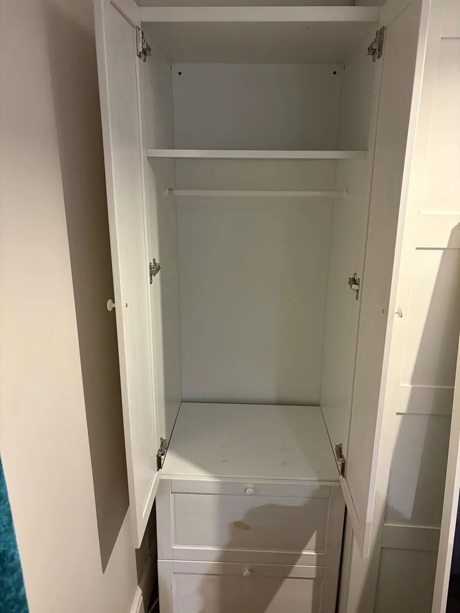 Kids wardrobe - Image 2