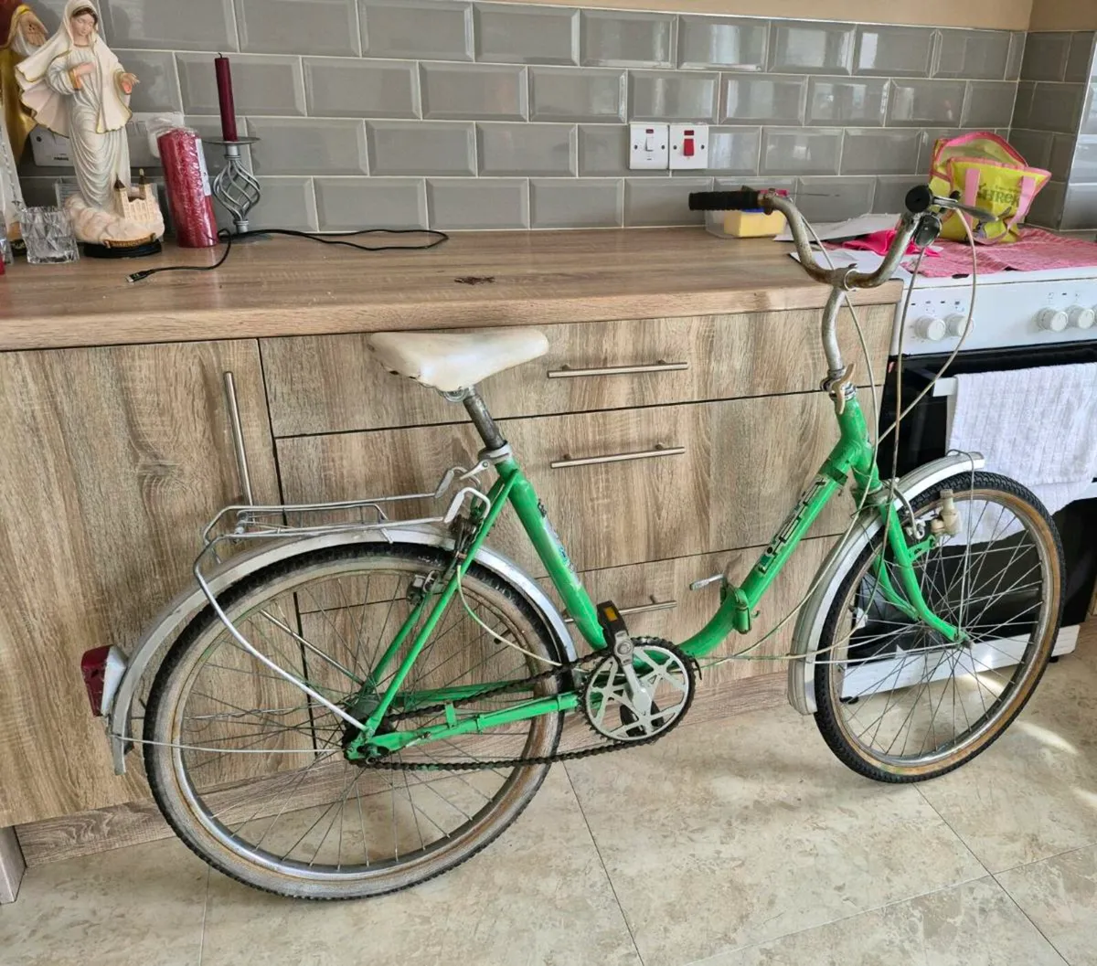 VINTAGE FOLDING BIKE EVERYTHING WORKING PERFECT DU - Image 2