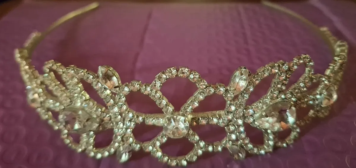 High end-tiara. - Image 4