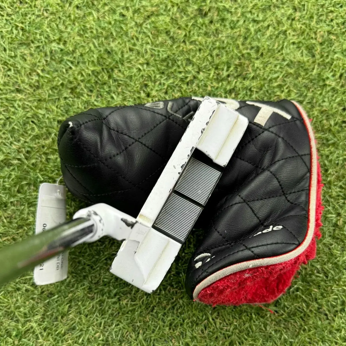 Taylormade Daytona 12 Ghost Tour Putter / 34″ - Image 4