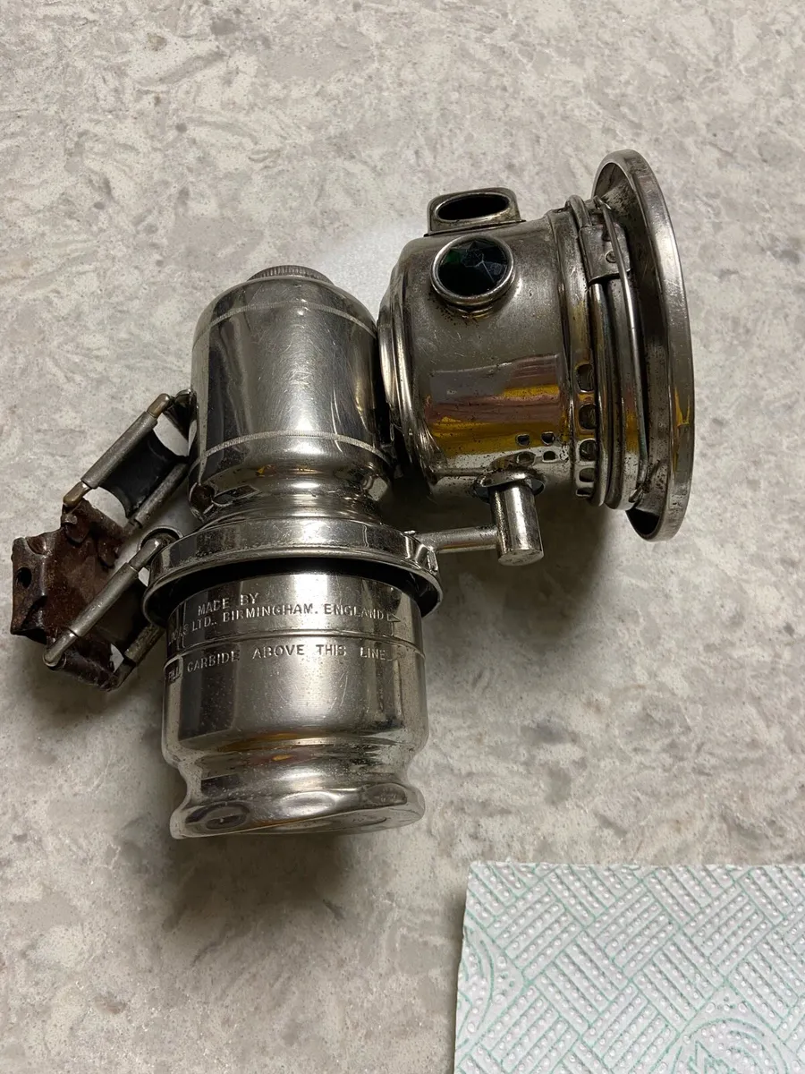 Joseph Lucas antique bicycle lamp - Image 3