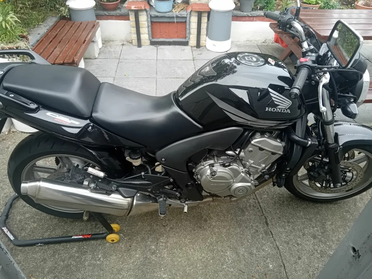 Honda CBF600N 2008 - Image 1