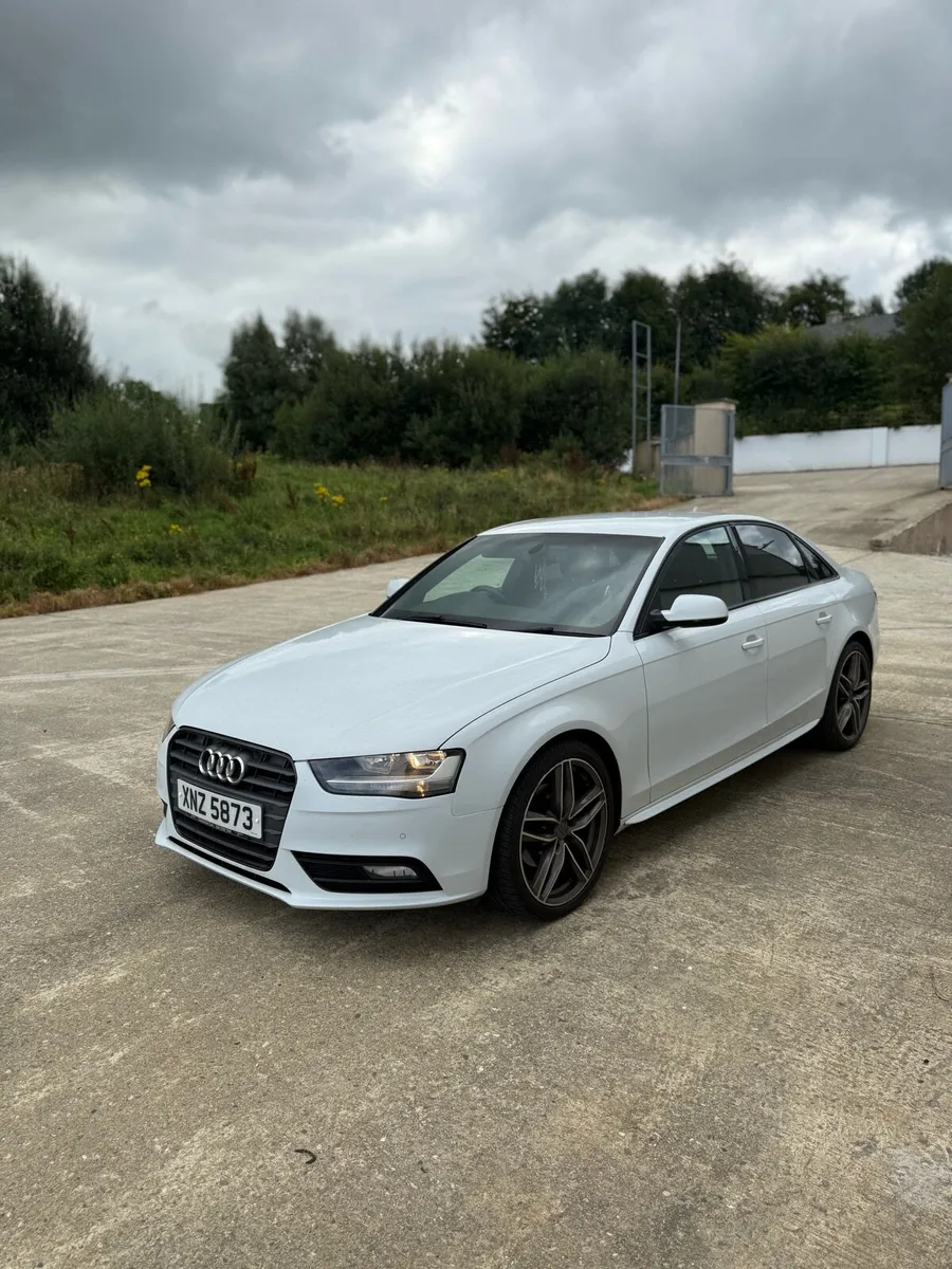 AUDI A4 SE TECHNIK 2.0 TDI - Image 4