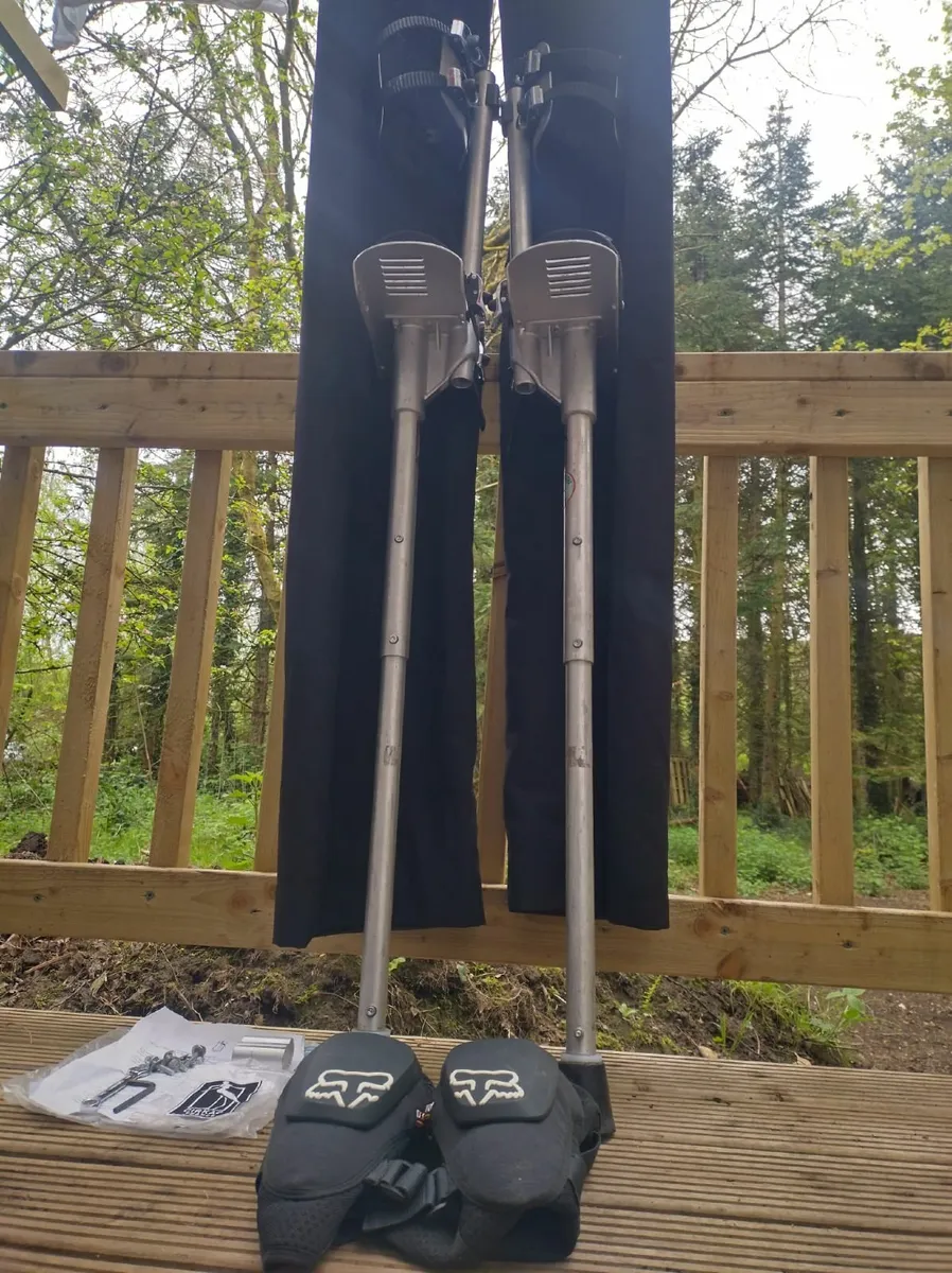 performance stilts - Image 1