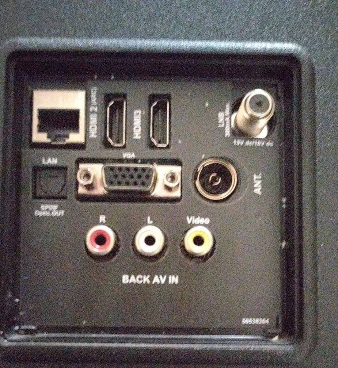 40" Walker  Smart TV - Image 3