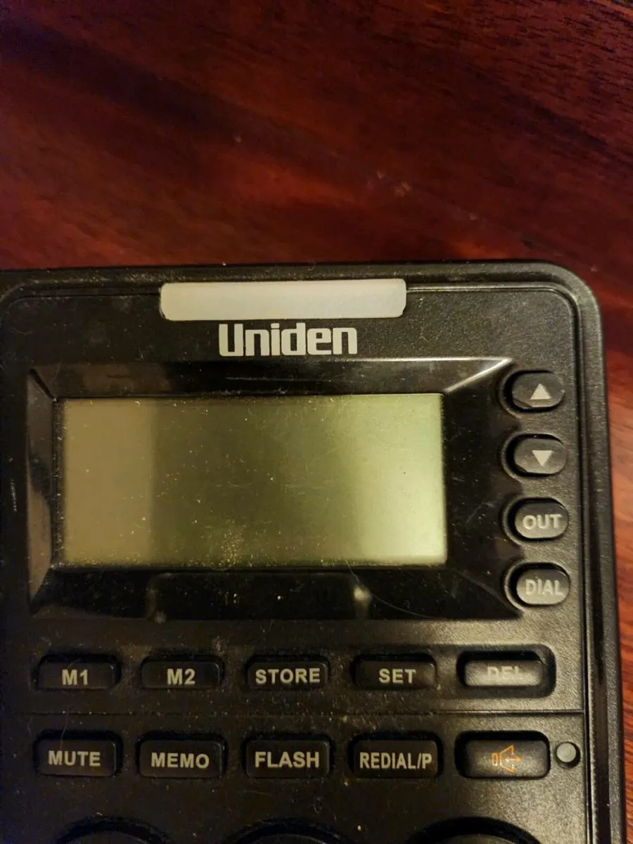 Uniden CE6409 Big Button Corded Phone. - Image 3