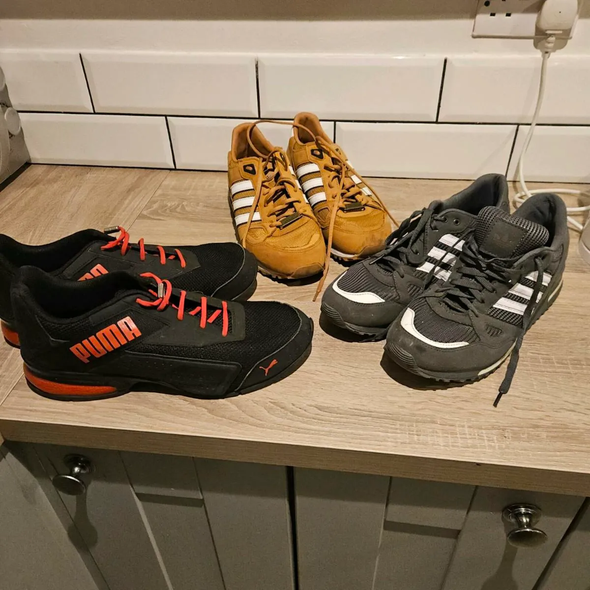 2 adidas & 1 puma - Image 1
