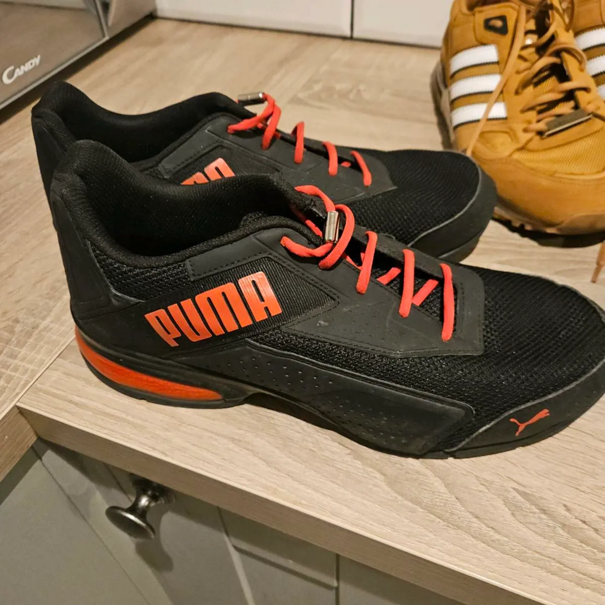 2 adidas & 1 puma - Image 2