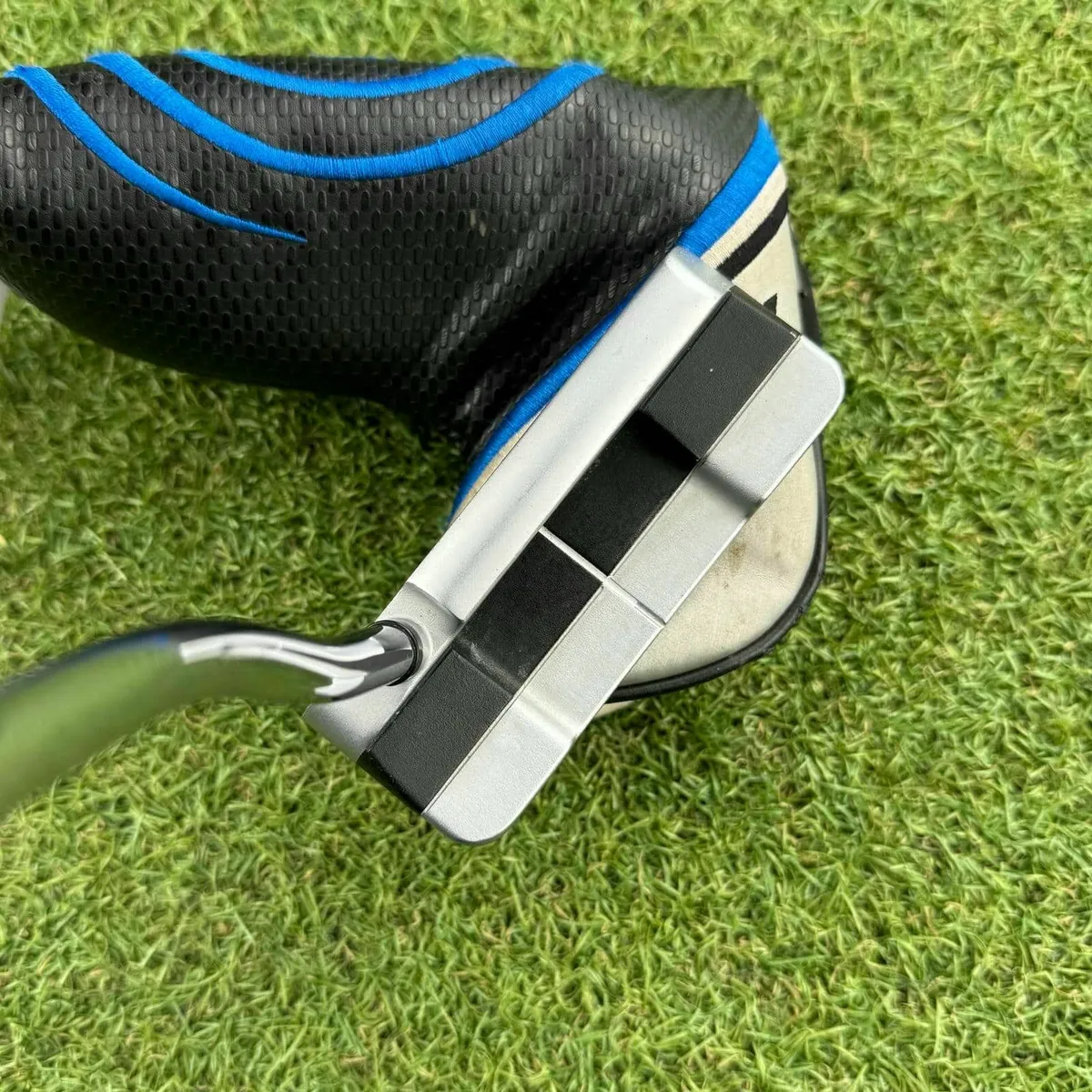 Odyssey Works Versa 1W Putter / 34″ - Image 4