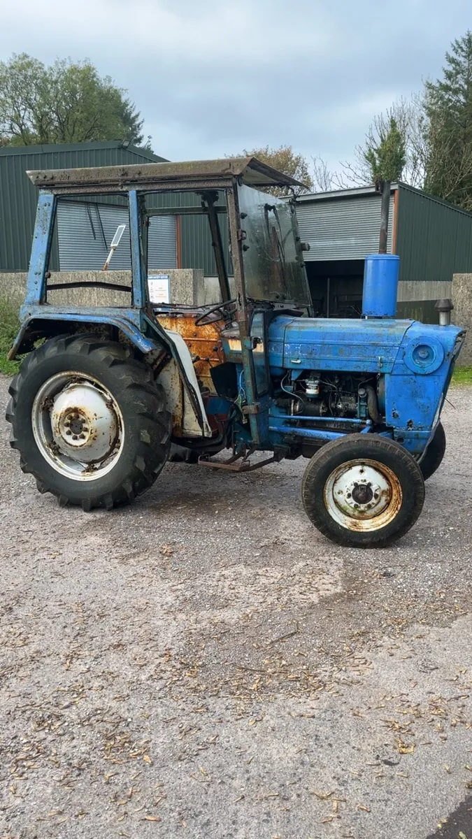 Ford 3600 - Image 1