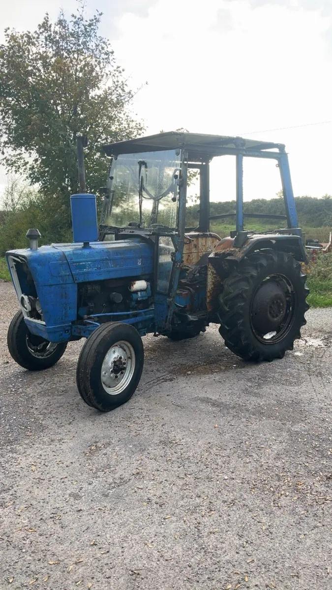 Ford 3600 - Image 2