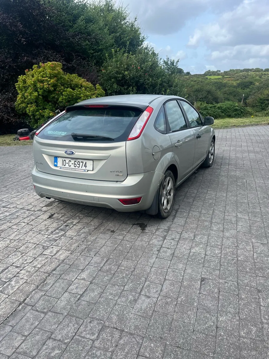 2010 Ford focus - Image 3