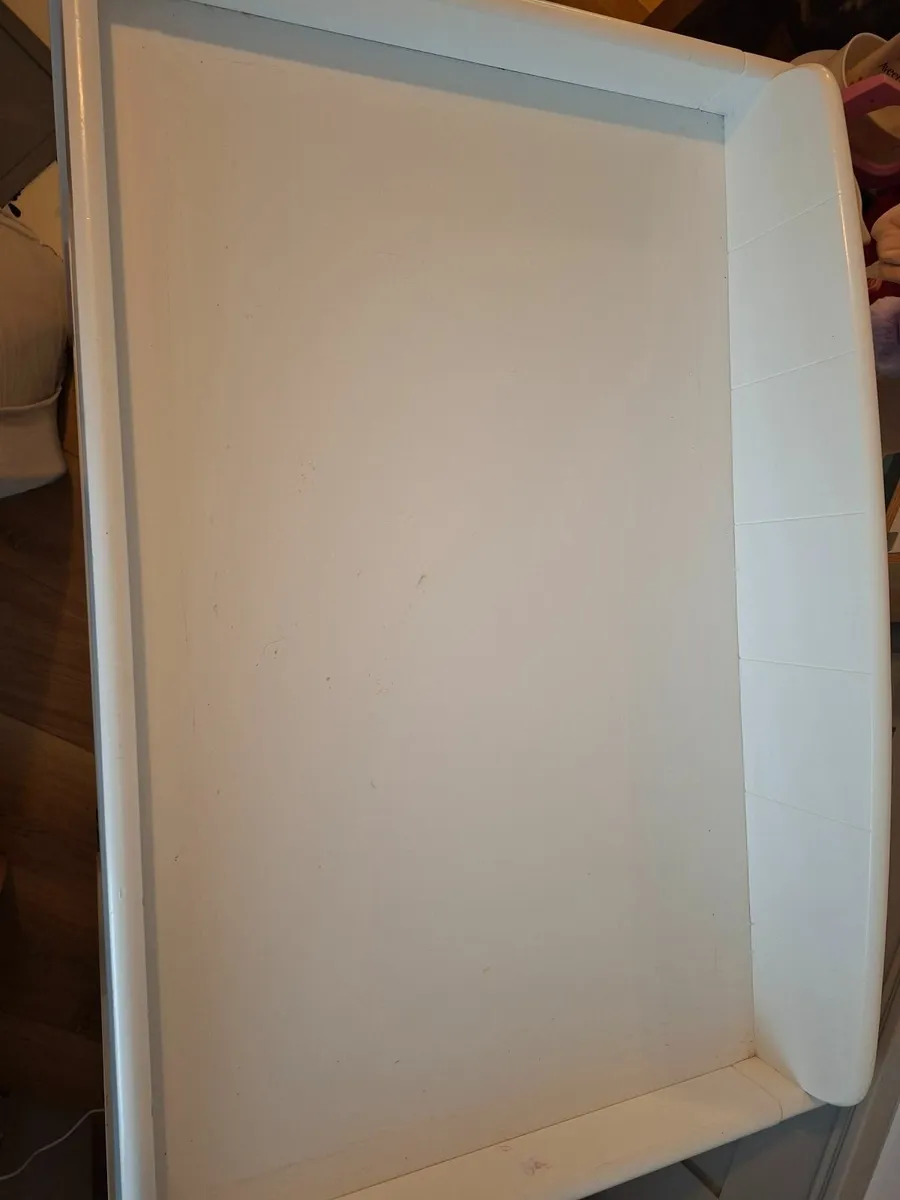 White wood baby changing unit - Image 1