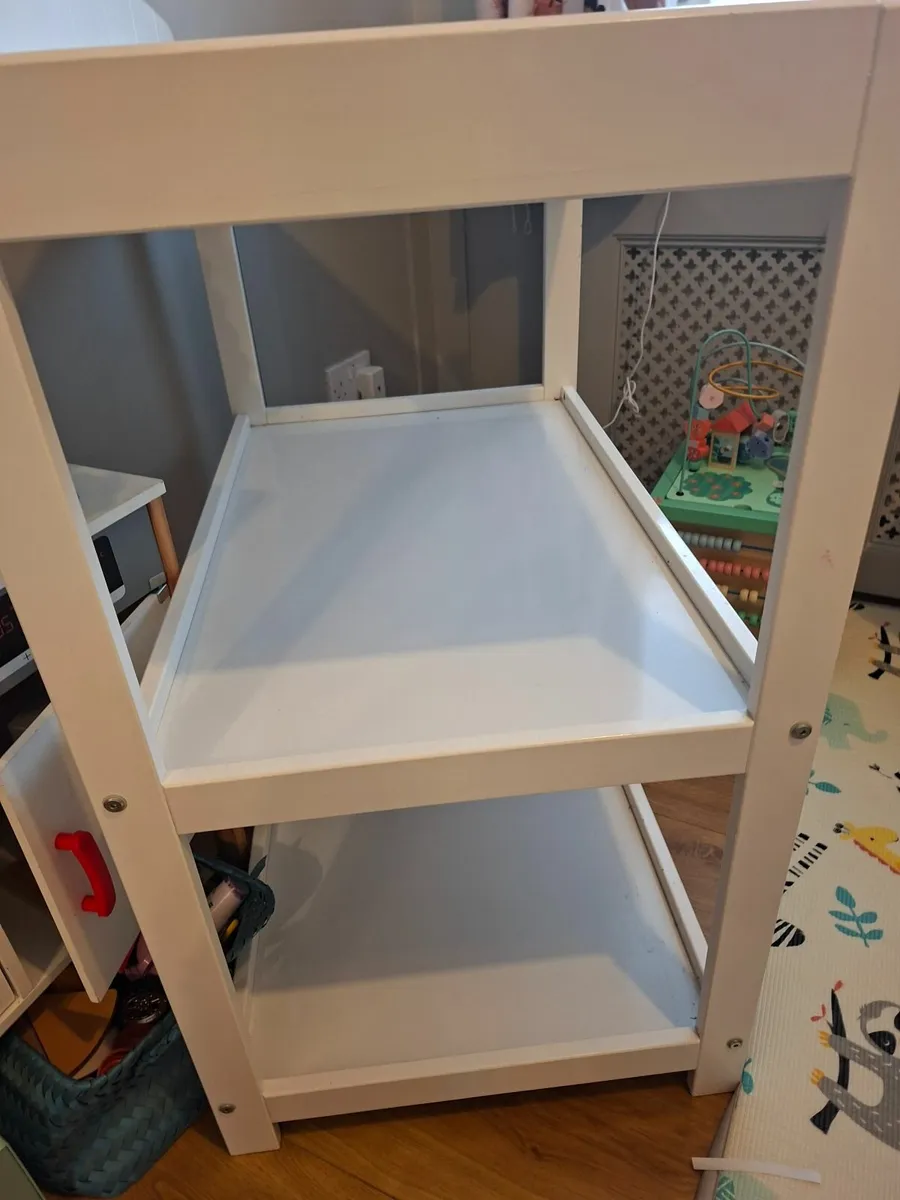 White wood baby changing unit - Image 2